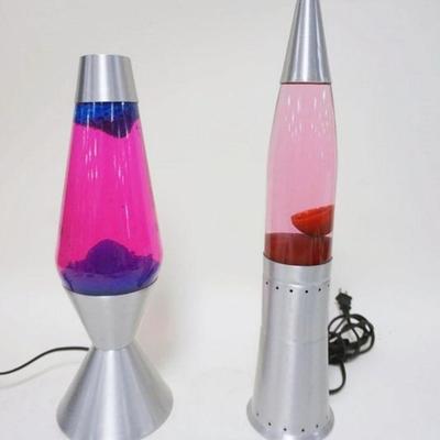 1122	PAIR OF LAVA LAMPS, UNTESTED, SOLD AS IS, LARGEST IS APPROXIMATELY 19 IN HIGH
