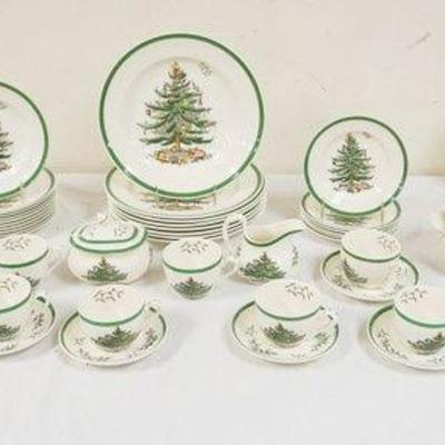 1116	SPODE CHRISTMAS CHINA, 71 PIECES INCLUDING 14 1/4 IN PLATTER, 8-6 1/2 IN PLATES, 8-10 1/4 IN PLATES, 10-8 IN PLATES, 9-6 1/4 IN...