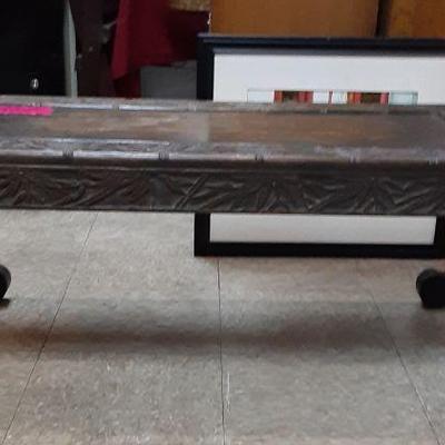 Coffee table with raised bamboo accents