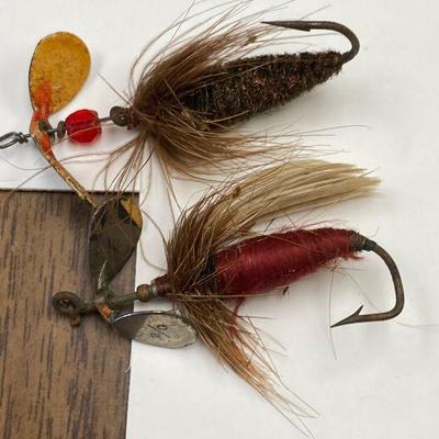 https://www.ebay.com/itm/125532743270	NW5905 ANTIQUE Fly Fishing handmade Lure - Fly (2)
