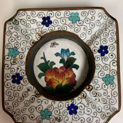 https://www.ebay.com/itm/115536314690	JF4002 Mid Century Floral Cloisonne Ashtray

