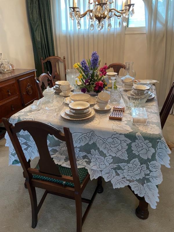 Vintage Inperson sale in Wahpeton, ND