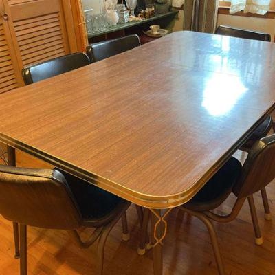 Kitchen Dinette Table With Six Chairs https://ctbids.com/estate-sale/17888/item/1783124