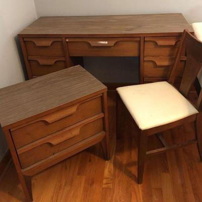 Mid-Century Desk, Nightstand, & Chair https://ctbids.com/estate-sale/18086/item/1806807