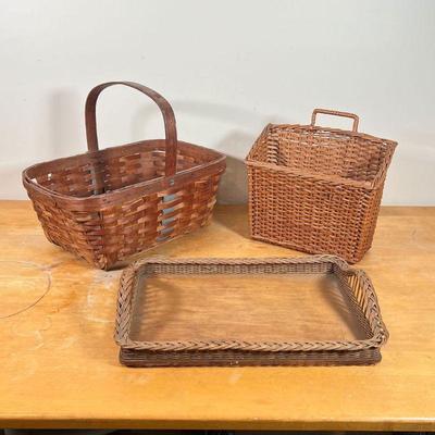 (3pc) MISC. BASKETS  |
Including a serving tray with woven rim and handles around a wood insert (13 x 19 in.), a wall hanging basket, and...