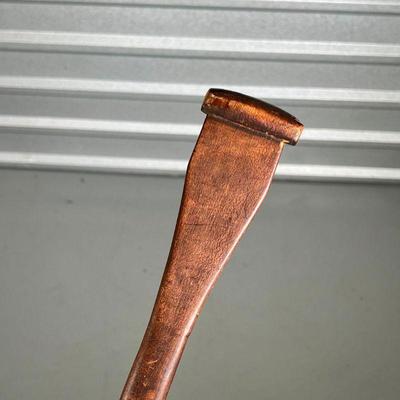 ANTIQUE WOODEN OAR  | Circa 19th century, single oar - l. 61 in.