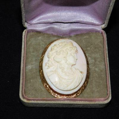 Gorgeous large 14K shell cameo