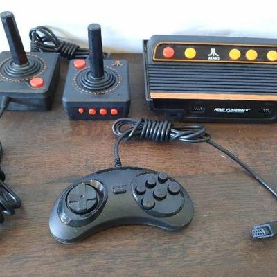 https://www.auctionsynergy.com/auction/6203/item/atari-flashback-classic-game-console-ar3050-m6-436944/