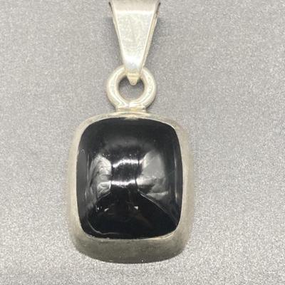 Sterling Silver Pendant w/ Black Stone Pendant