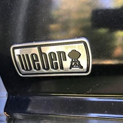 Weber grill (black)