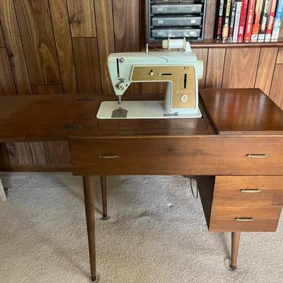 1960s Singer 603 in MCM cabinet, has all parts and accessories, works great!