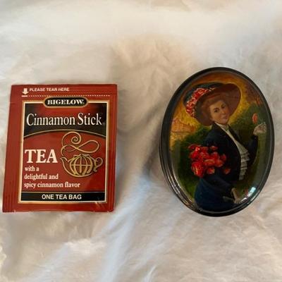 Lukutin and Vishnyakov style Russian box