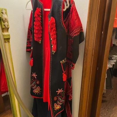 Vintage and new designer clothes and shoesâ€”clothes sizes 2-6â€”Burberry, Armani, Valentino, Ralph Lauren, Max Mara, J. Crew black...