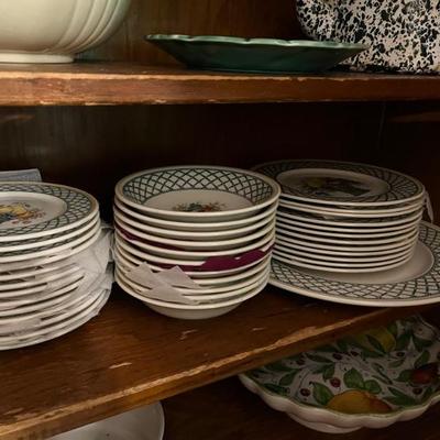 set of Villeroy and Boch Basket--12 placesettings