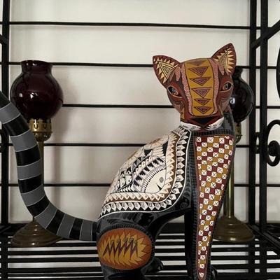 painted wood cat sculpture by Jacobo and Maria Angeles, Oaxaca, Mexico
