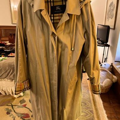 Vintage and new designer clothes and shoesâ€”clothes sizes 2-6â€”Burberry, Armani, Valentino, Ralph Lauren, Max Mara, J. Crew black...