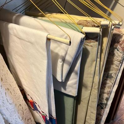 vintage linens and blankets