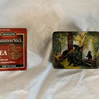 Kholui style Russian box