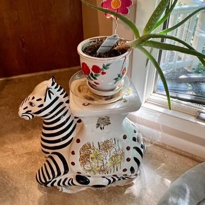 Zebra plant stand