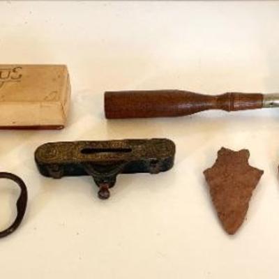 Antique B.G.I.powder measure, 1890, Camillus no. 882 pocket knife