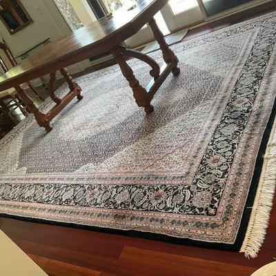 WST051 - Beautiful Large Persian Style Rug