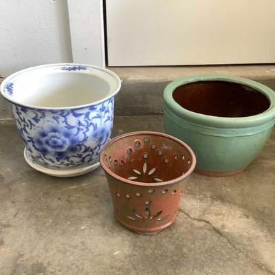 WST238 Three Ceramic Planters