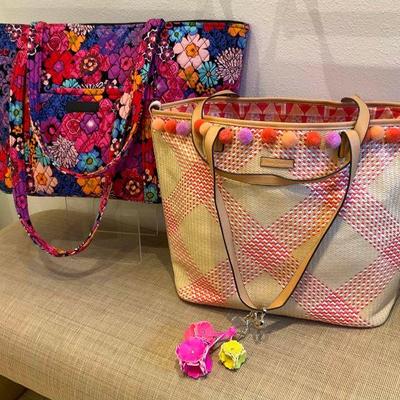 WST213 - Pair of Beautiful Vera Bradley Bags, Luggage Tag