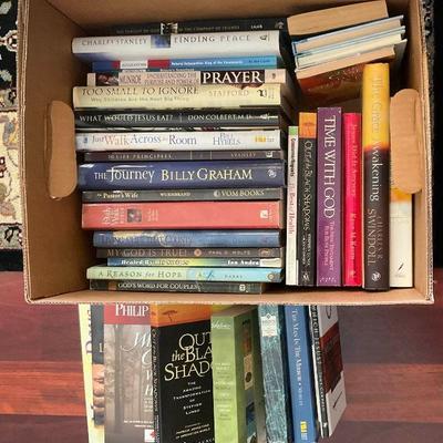 WST141 - Mystery Lot Of Paperback And Hard Covered Books