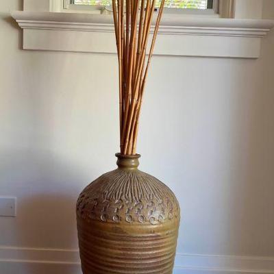WST112- Large Ethnic Ceramic Vase