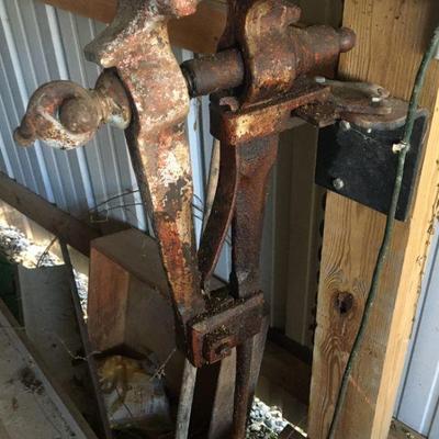 Antique saw vice