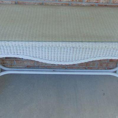 Wicker coffee table w/glass