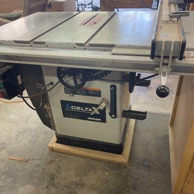 Delta table saw with extension 84
