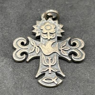James Avery Sterling Silver Cross Pendant
