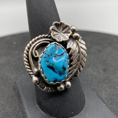 Sterling Silver & Turquoise Ring Size 9 