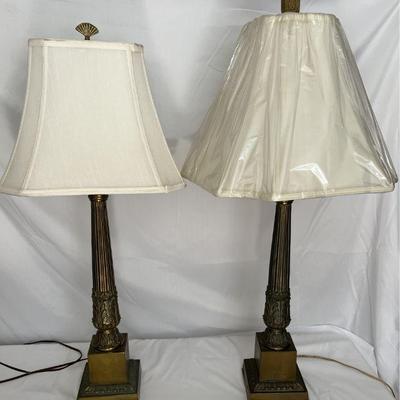 Exquisite Pair of Neoclassical Cast Bronze Lamps