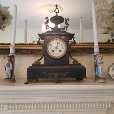 French garniture clock