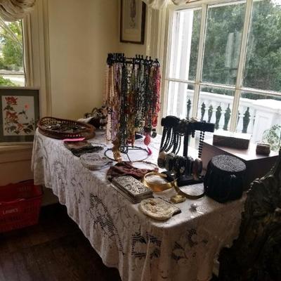 Vintage costume hewelry & purses