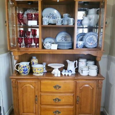 Maple hutchassrted dishwate & glassware