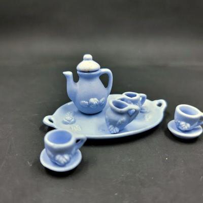 tiny tea set