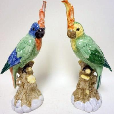1152	2 LARGE POTTERY ITALIAN CHELSEA HOUSE PARROTS, 16 IN HIGH
