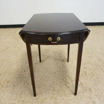 1107	MAHOGANY DROP LEAF TABLE W/ONE DRAWER, FINISH ON TOP WORN, APPROXIMATELY 29 IN X 21 IN X 28 IN HIGH, 9 1/2 IN DROPS
