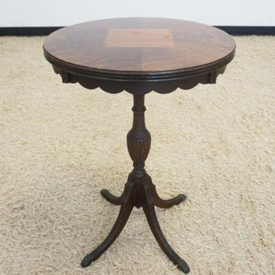 1136	DIMINUTIVE INLAID MAHOGANY STAND, APPROXIMATELY 18 IN X 26 IN HIGH
