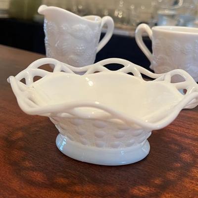 Imperial glass open lace scalloped edge milk glass bowl $9