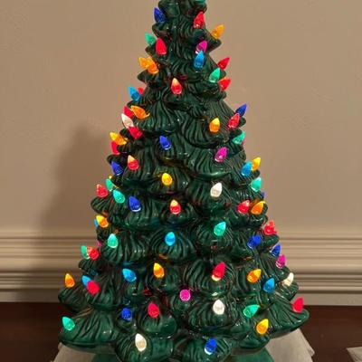 Vintage ceramic Christmas tree w/music box $140