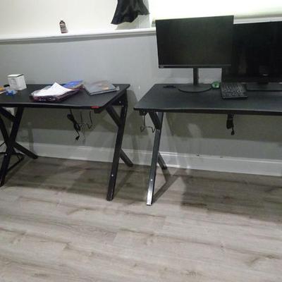 Laptop - computer table