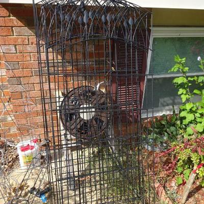 Five (5) Metal Trellises