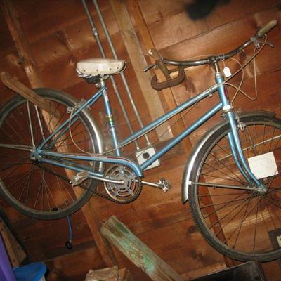 Monterey girls bike  