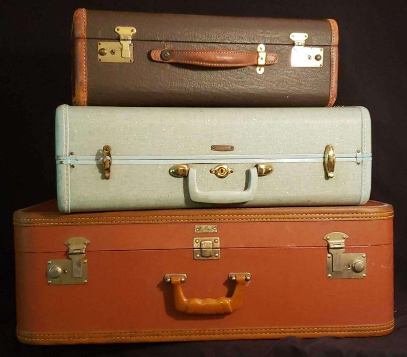 Collections 2 in Fountain Inn Online Auction by Caring Transitions