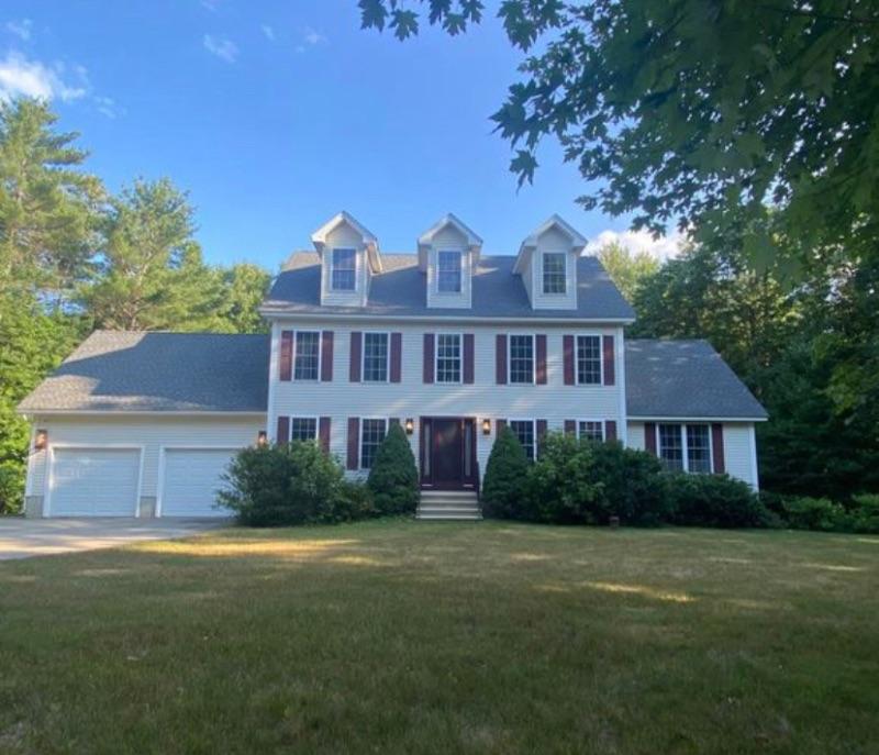 🌻Charming Candia NH 🌻 Estate Sale 🌻