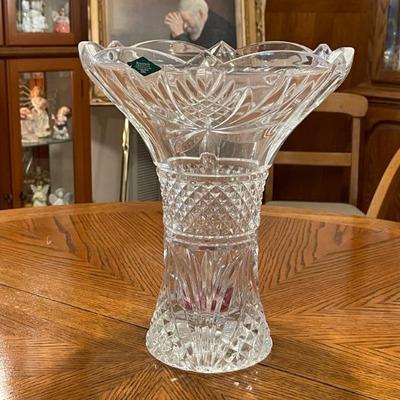 Crystal flower vase 